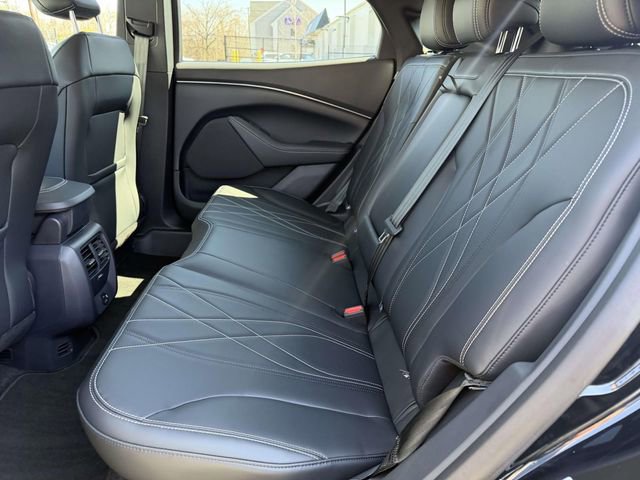 Used 2023 Ford Mustang Mach-E Select image 12