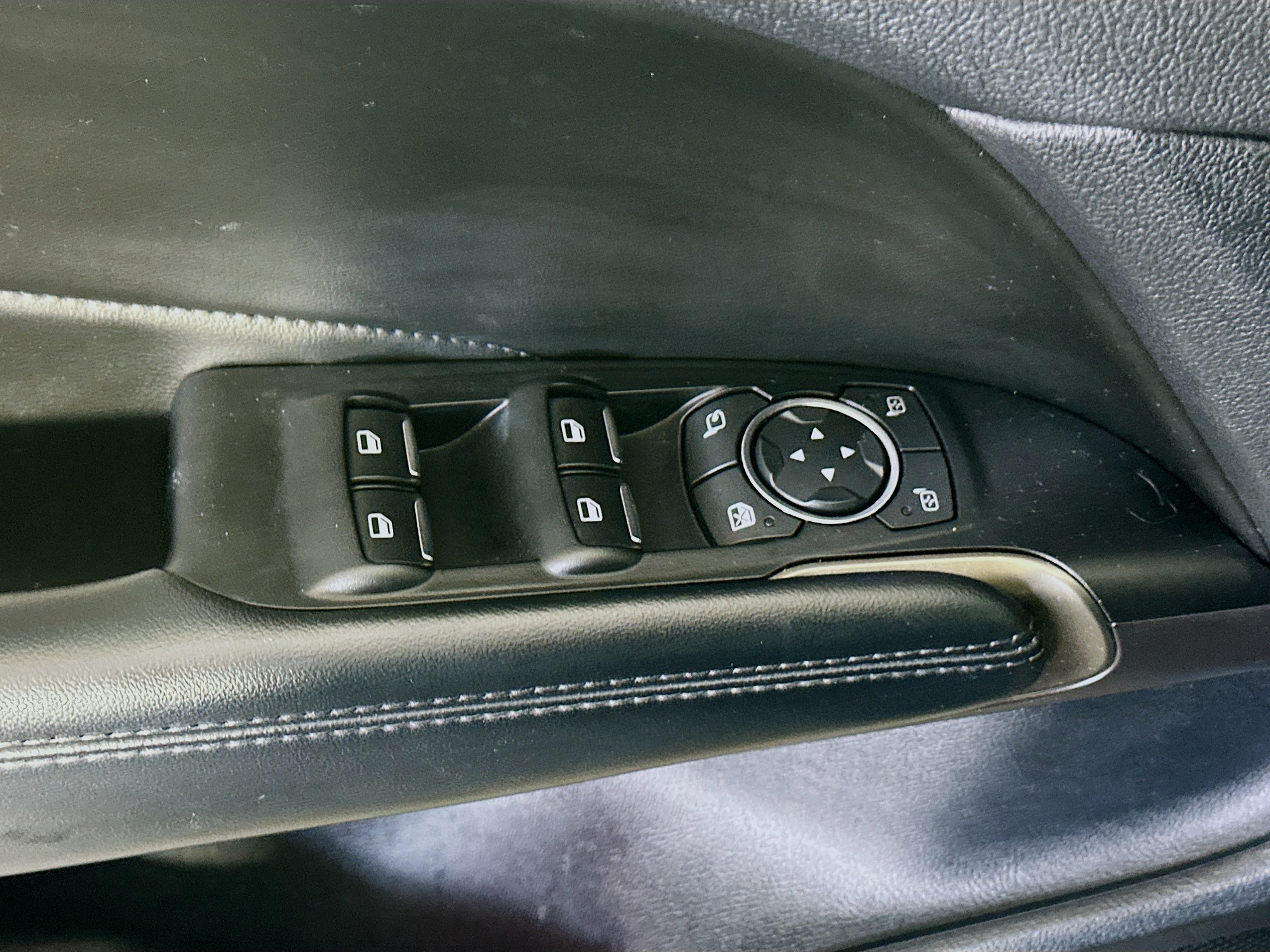 Used 2019 Lincoln MKC Reserve w/ MKC Technology Package FWD image 15