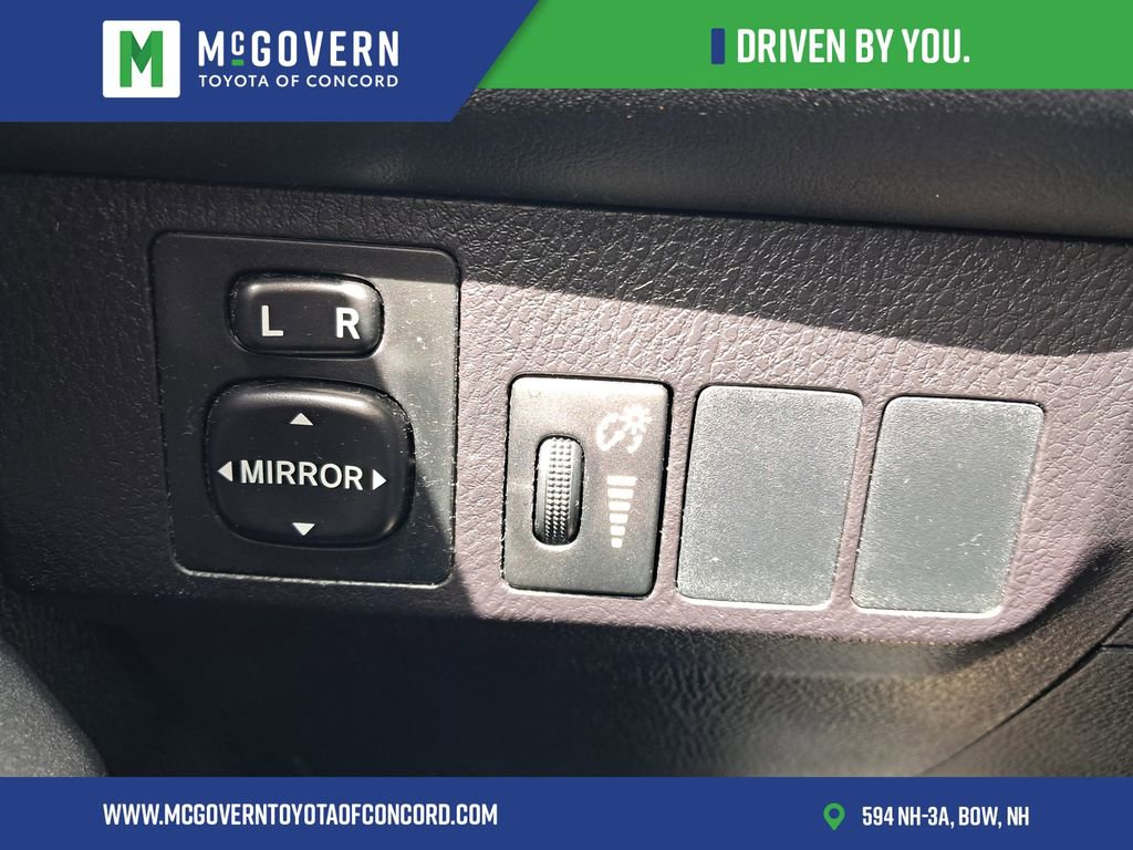 Used 2016 Toyota RAV4 XLE w/ Protection Package AWD/4WD image 22