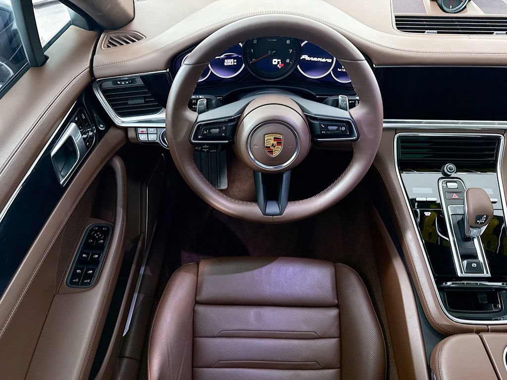 Used 2021 Porsche Panamera RWD image 10