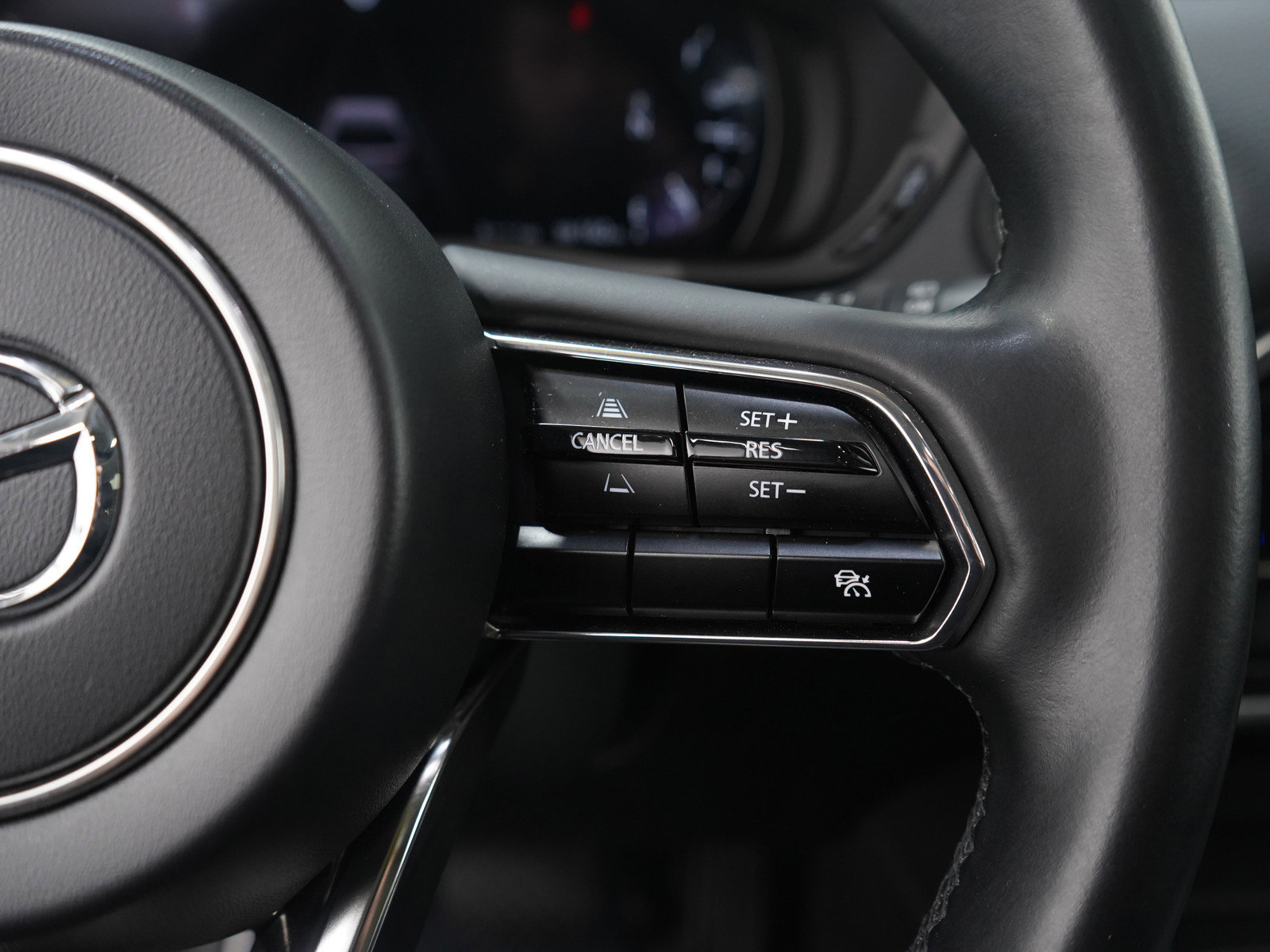 Certified 2024 MAZDA CX-90 Plug-In Hybrid w/ Preferred image 30