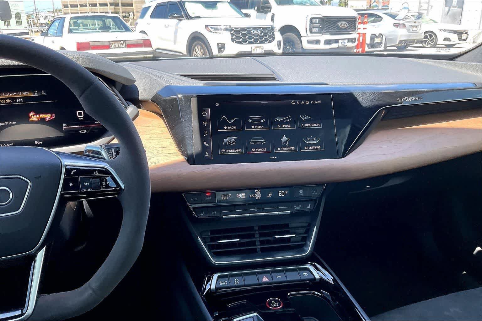 Used 2023 Audi e-tron GT Premium Plus AWD/4WD image 15