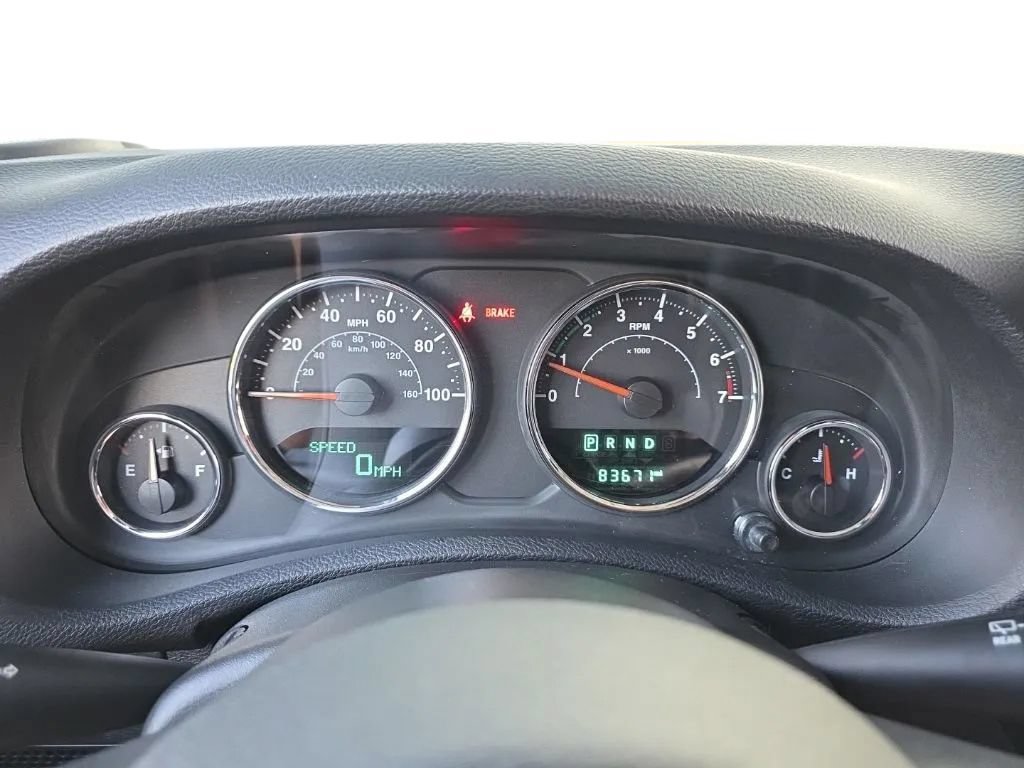 Used 2017 Jeep Wrangler Unlimited Sahara AWD/4WD image 22