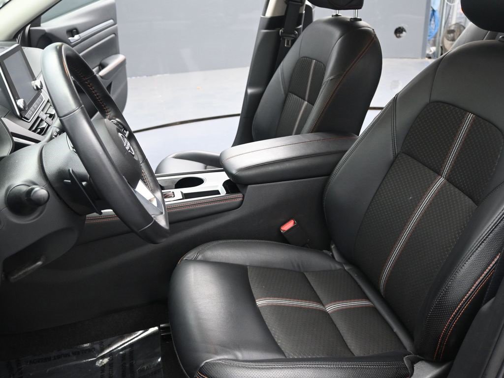 Used 2024 Nissan Altima 2.5 SR image 9
