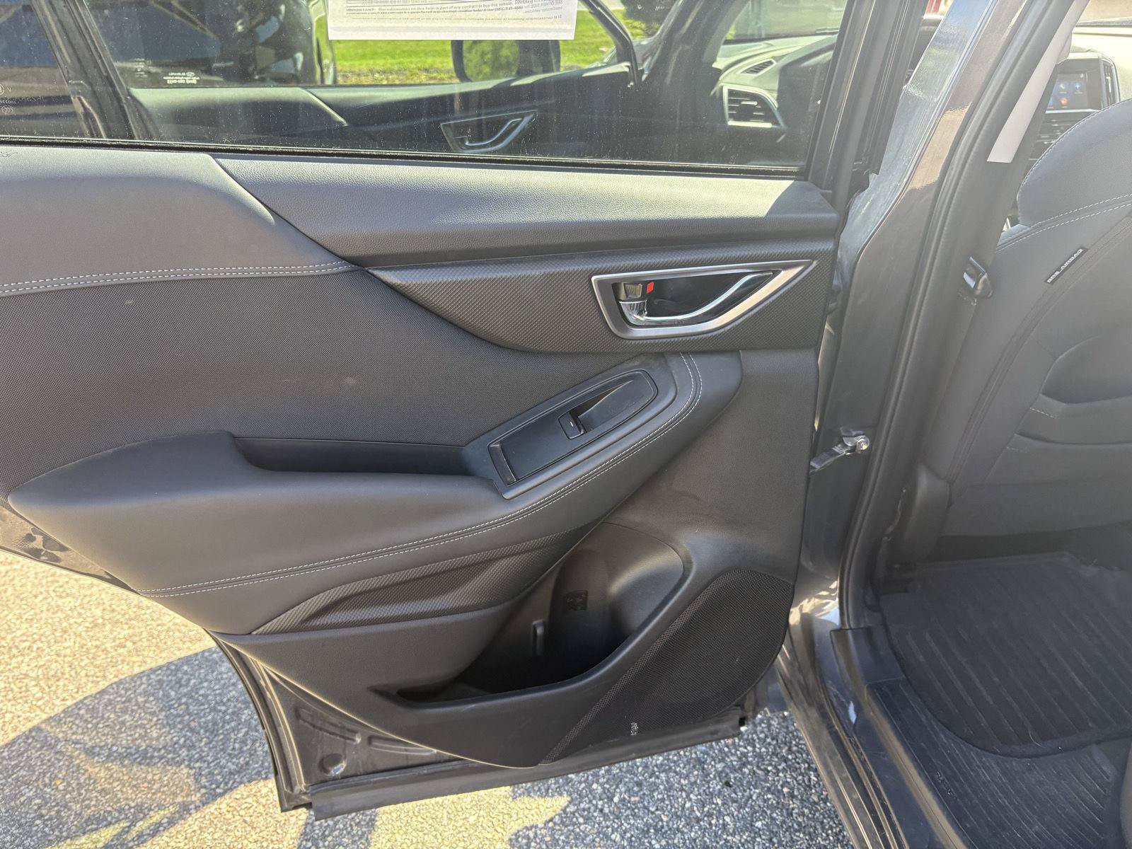 Used 2021 Subaru Forester Premium AWD/4WD image 23