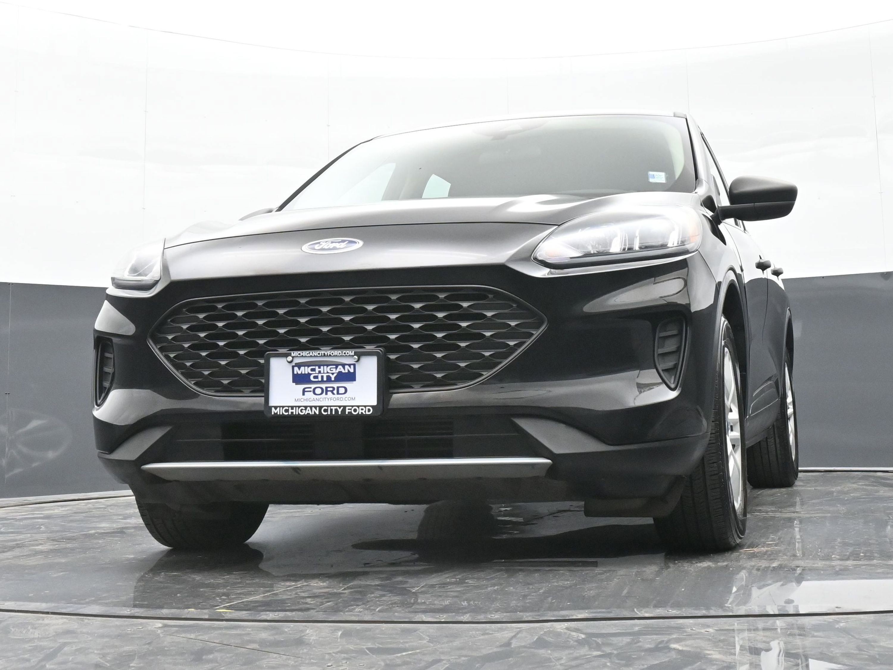 Used 2020 Ford Escape S image 38