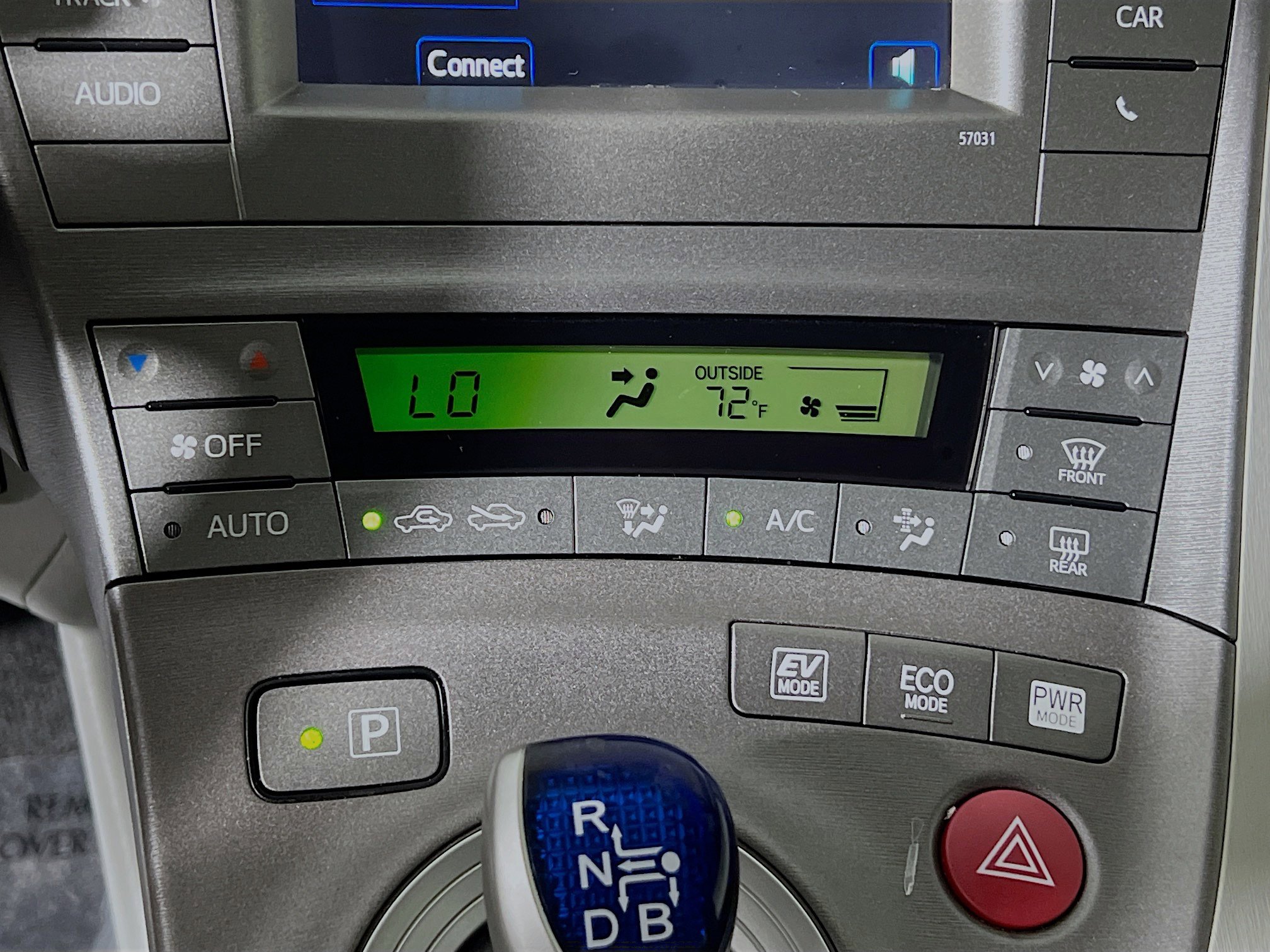 Used 2015 Toyota Prius Two image 25