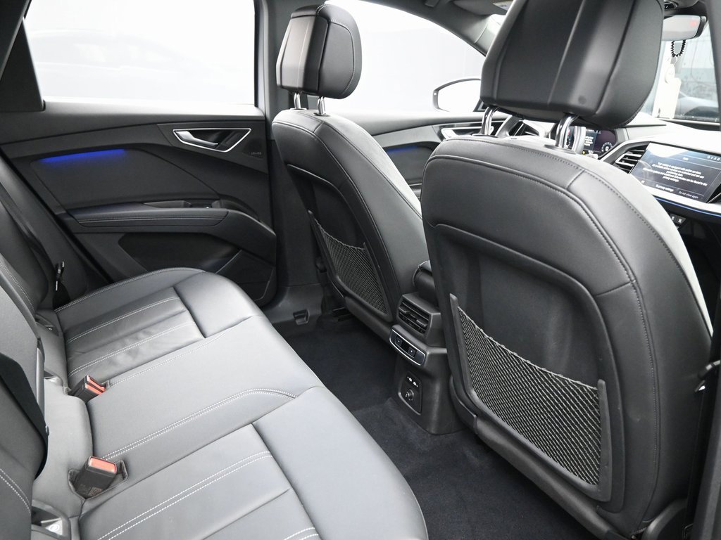 Used 2023 Audi Q4 e-tron Premium Plus w/ Premium Plus image 33