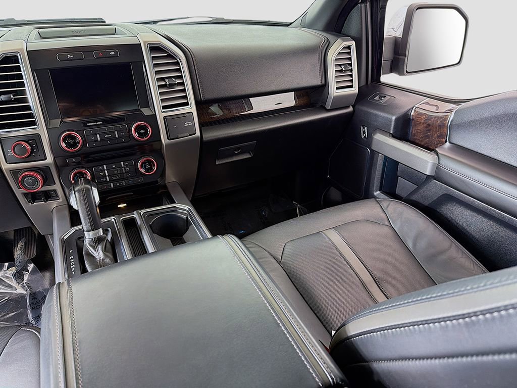Used 2016 Ford F150 Platinum w/ Equipment Group 701A Luxury image 27