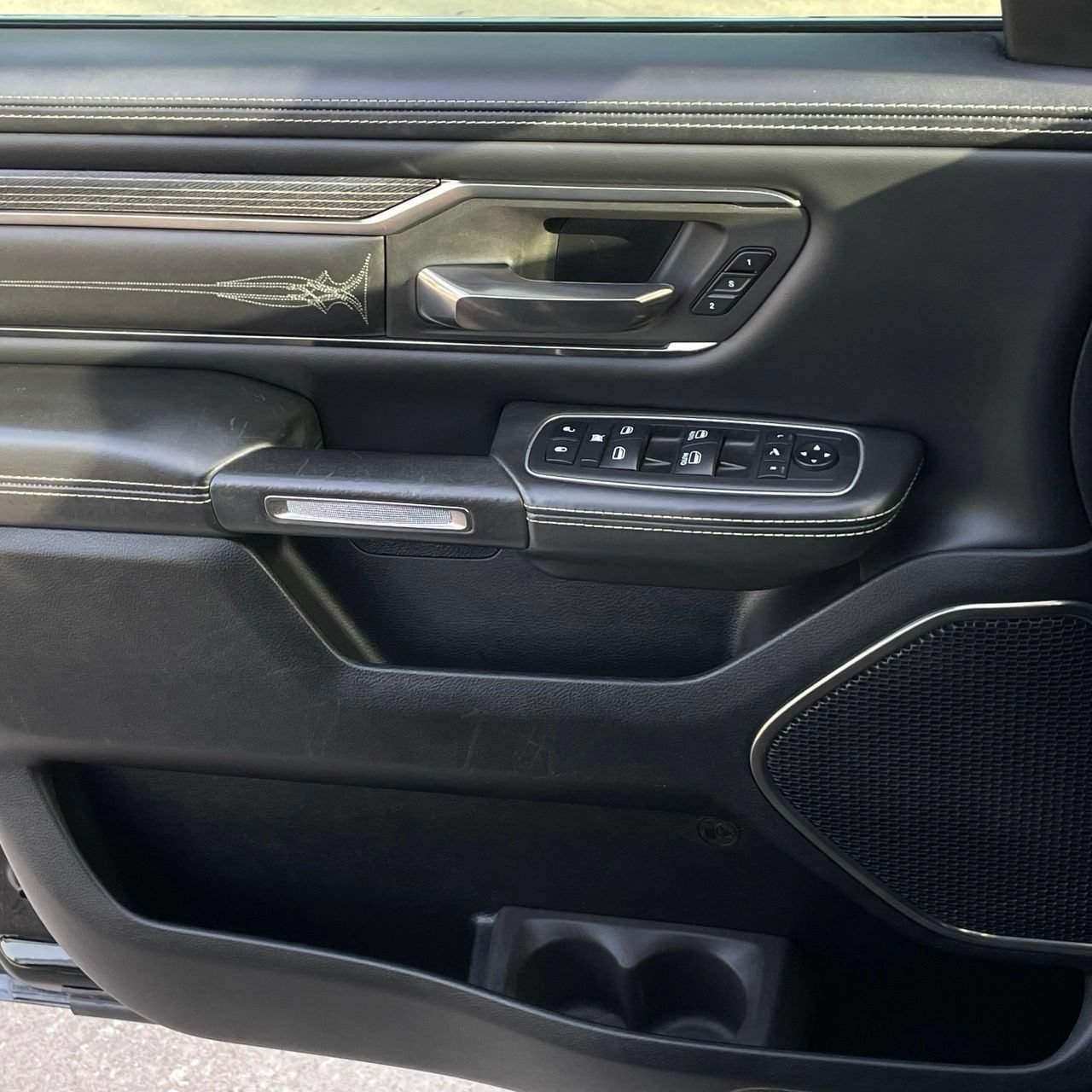 Used 2020 RAM 1500 Limited w/ Body Color Bumper Group RWD image 20