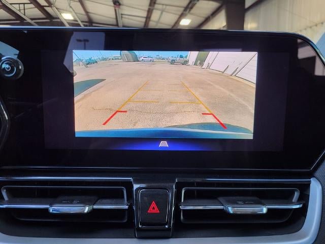 Used 2025 Chevrolet TrailBlazer LT AWD/4WD image 14