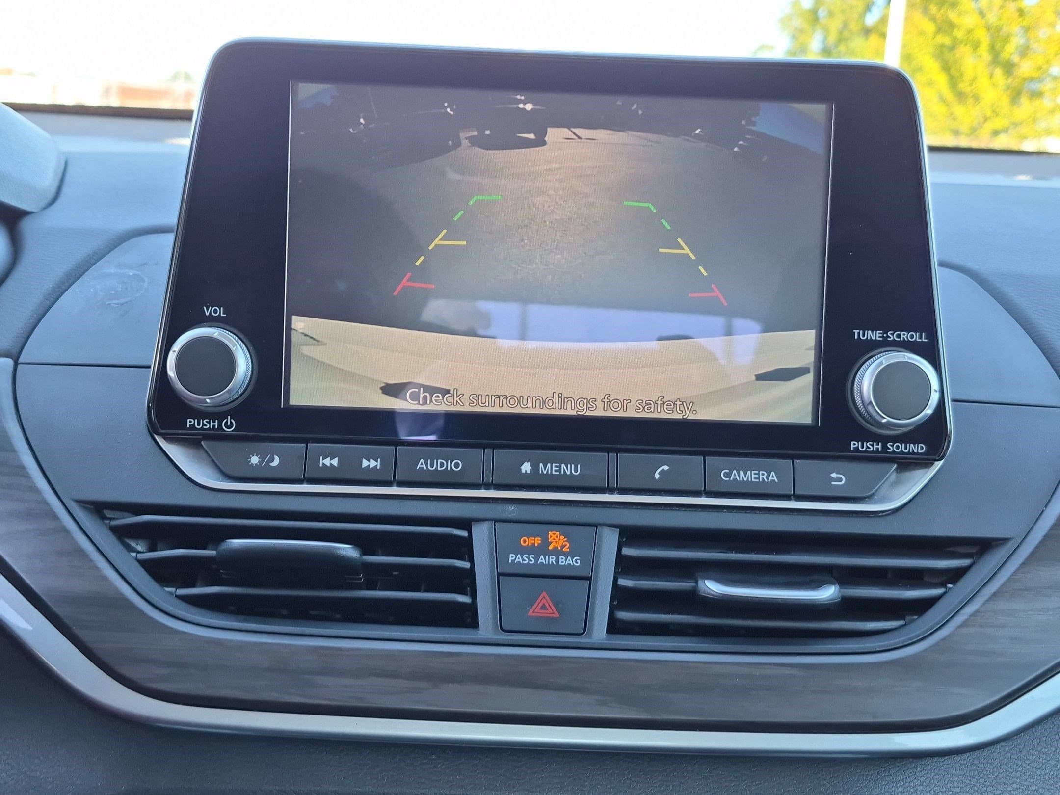 Used 2025 Nissan Altima 2.5 SV FWD image 24