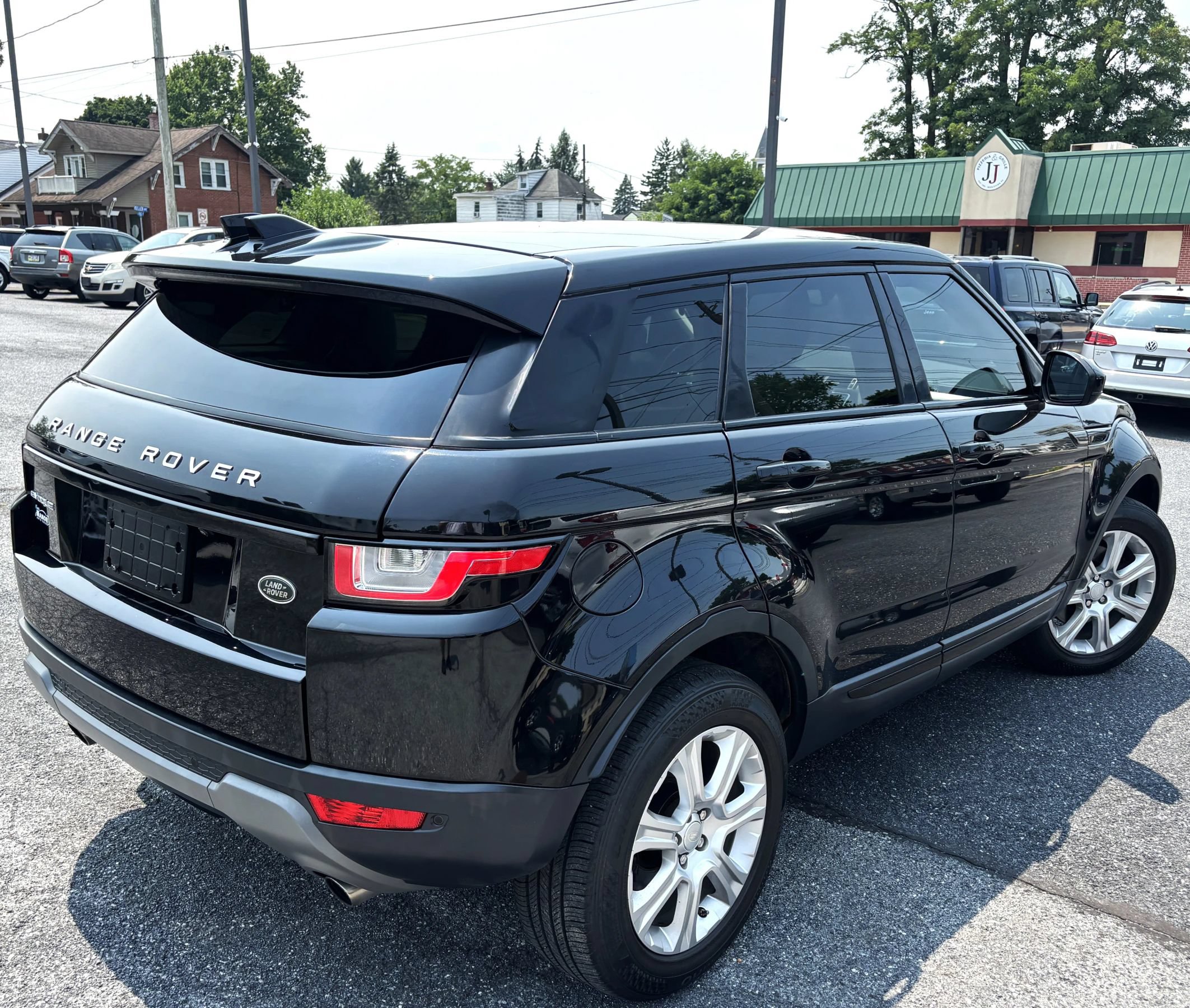 Used 2018 Land Rover Range Rover Evoque SE AWD/4WD image 5