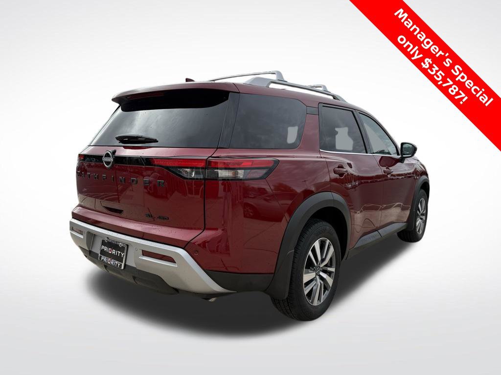 Certified 2024 Nissan Pathfinder SL w/ Black Appearance Package