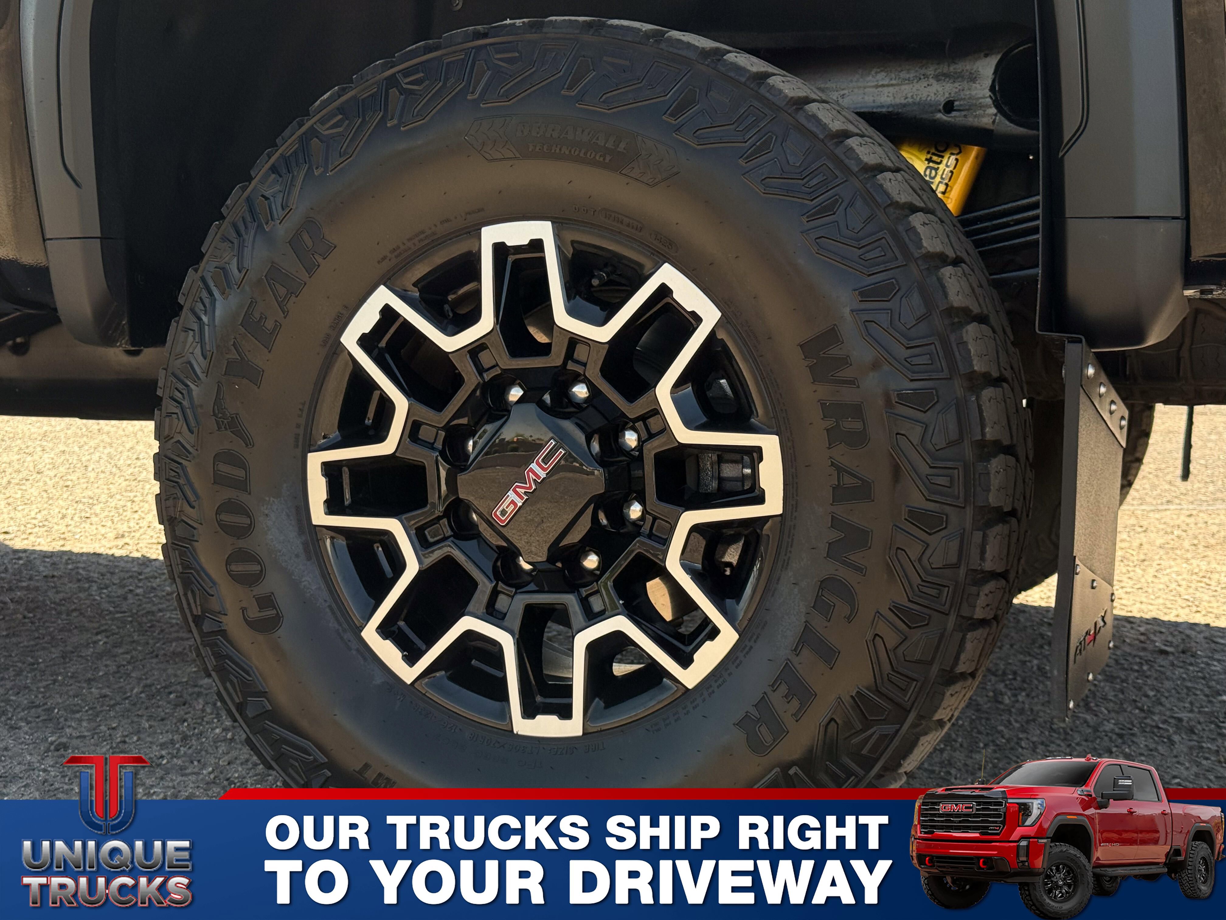 Used 2025 GMC Sierra 2500 AT4X AWD/4WD image 11