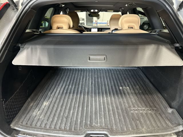 Used 2022 Volvo XC60 B5 Inscription AWD/4WD image 26