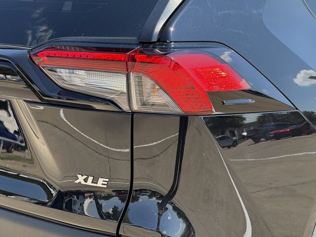 Used 2025 Toyota RAV4 XLE FWD image 7
