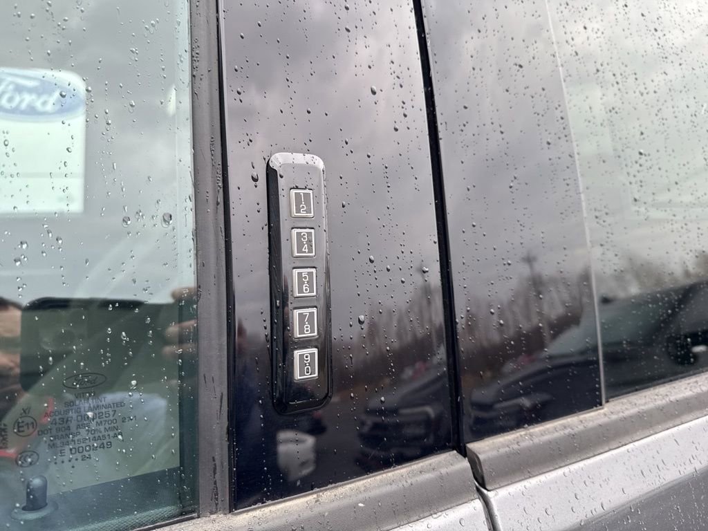 Used 2024 Ford F150 XLT image 11