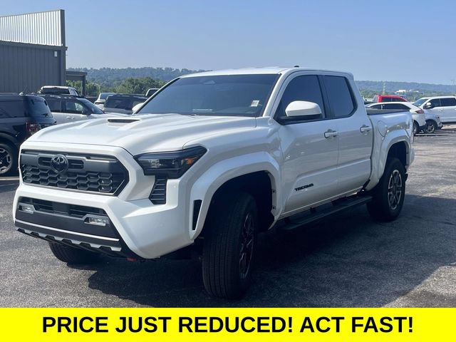 Used 2026 Toyota Tacoma TRD Sport AWD/4WD image 8