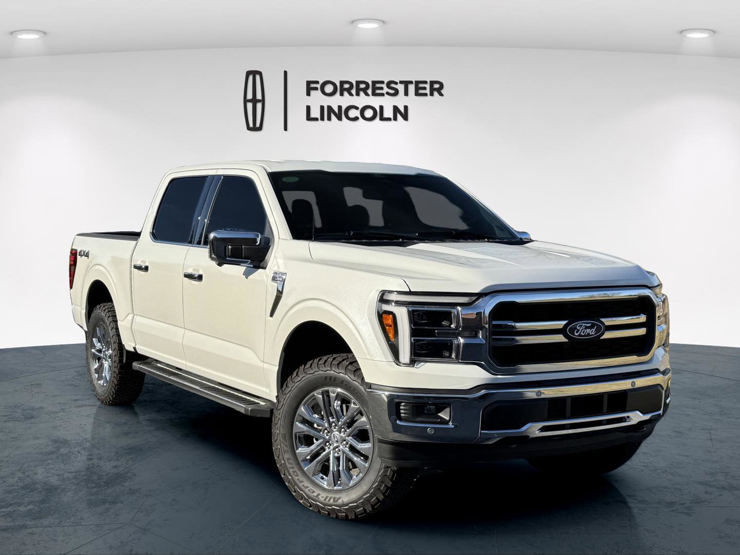 Used 2025 Ford F150 Lariat w/ Equipment Group 501A Mid