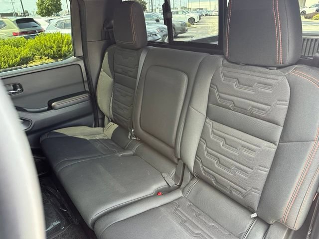 Used 2025 Nissan Frontier PRO-4X w/ Pro Convenience Package AWD/4WD image 30