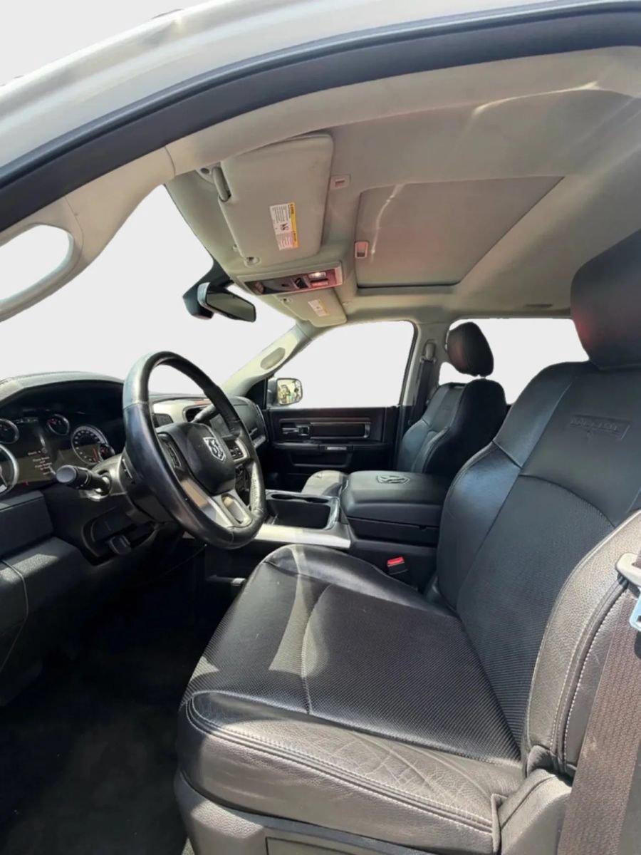 Used 2017 RAM 2500 Laramie w/ Convenience Group AWD/4WD image 9