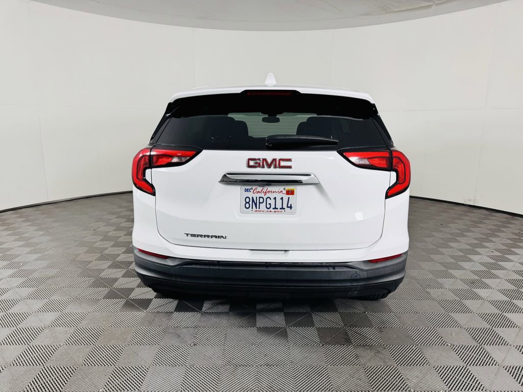Used 2020 GMC Terrain SLE image 18
