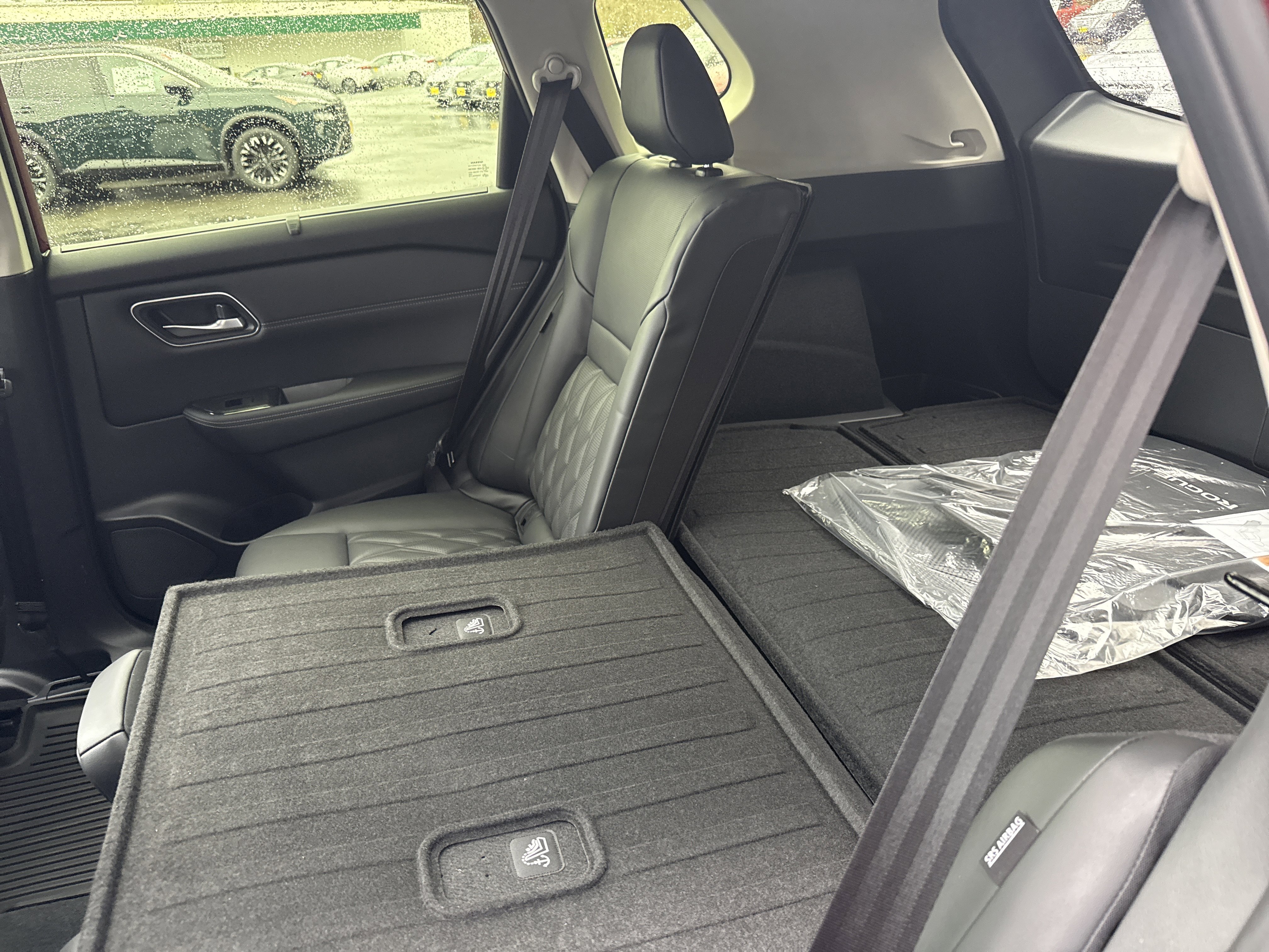 New 2026 Nissan Rogue Platinum AWD/4WD image 17