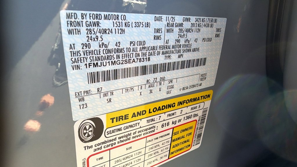 New 2025 Ford Expedition Platinum w/ Platinum Ultimate Package AWD/4WD image 30