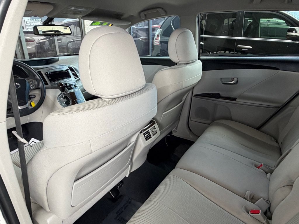 Used 2012 Toyota Venza LE w/ LE Convenience Pkg FWD image 21