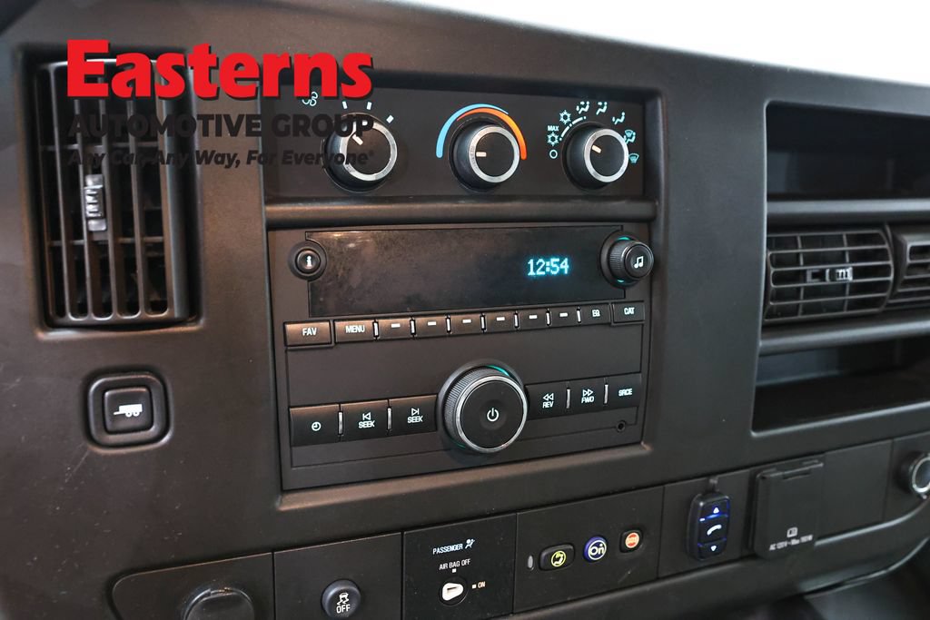 Used 2020 GMC Savana 3500 w/ Driver Convenience Package RWD image 18