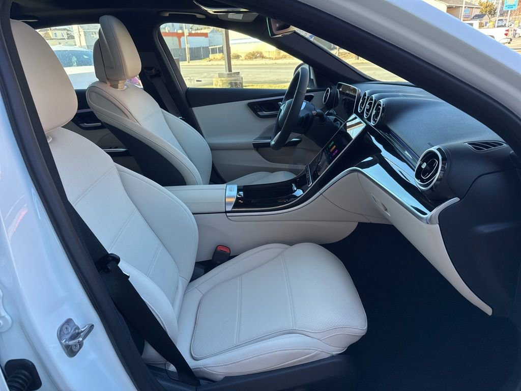 New 2026 Mercedes-Benz C 300 4MATIC Sedan image 14