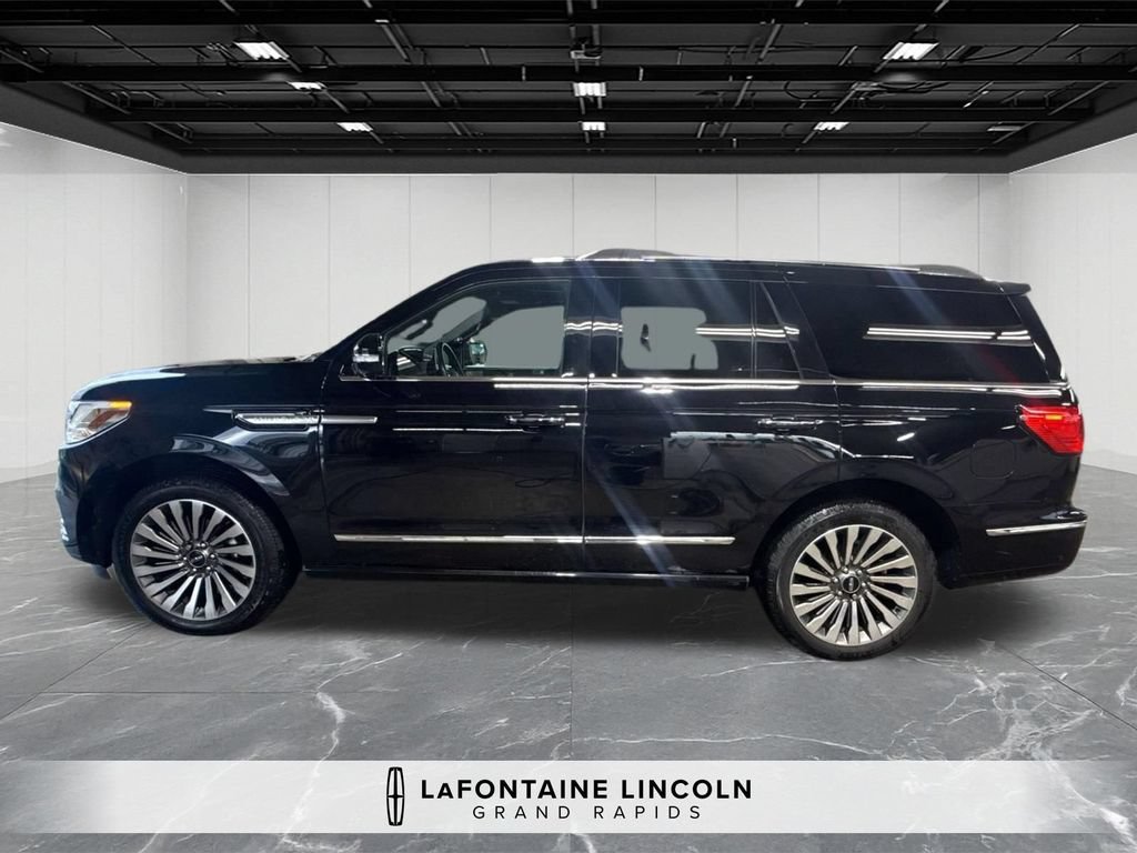 Certified 2020 Lincoln Navigator Reserve w/ Luxury Package AWD/4WD image 2