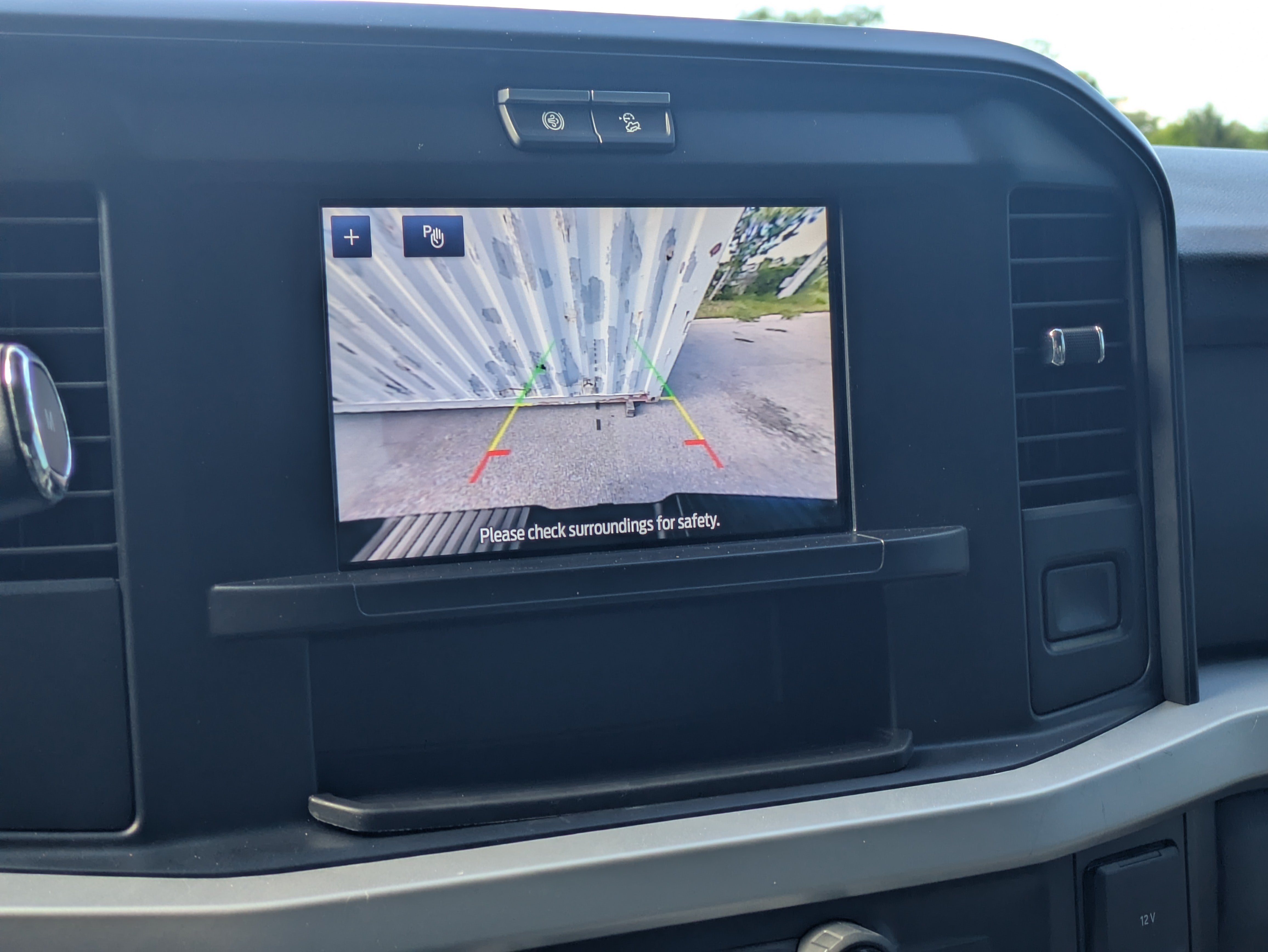 Used 2025 Ford F250 XLT w/ FX4 Off-Road Package AWD/4WD image 31