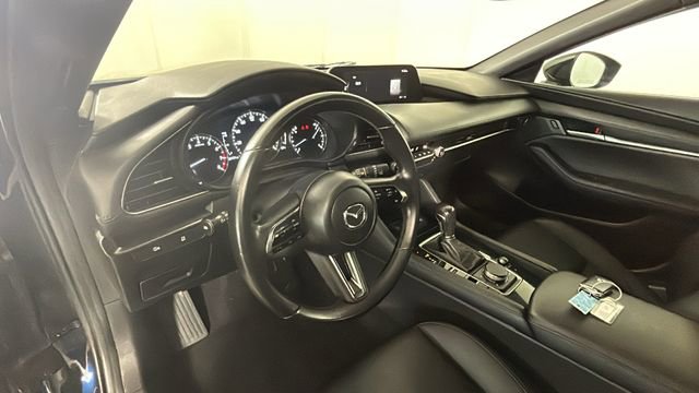 Used 2024 MAZDA MAZDA3 s FWD image 13