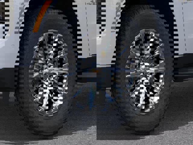 New 2026 Chevrolet Suburban Premier image 9