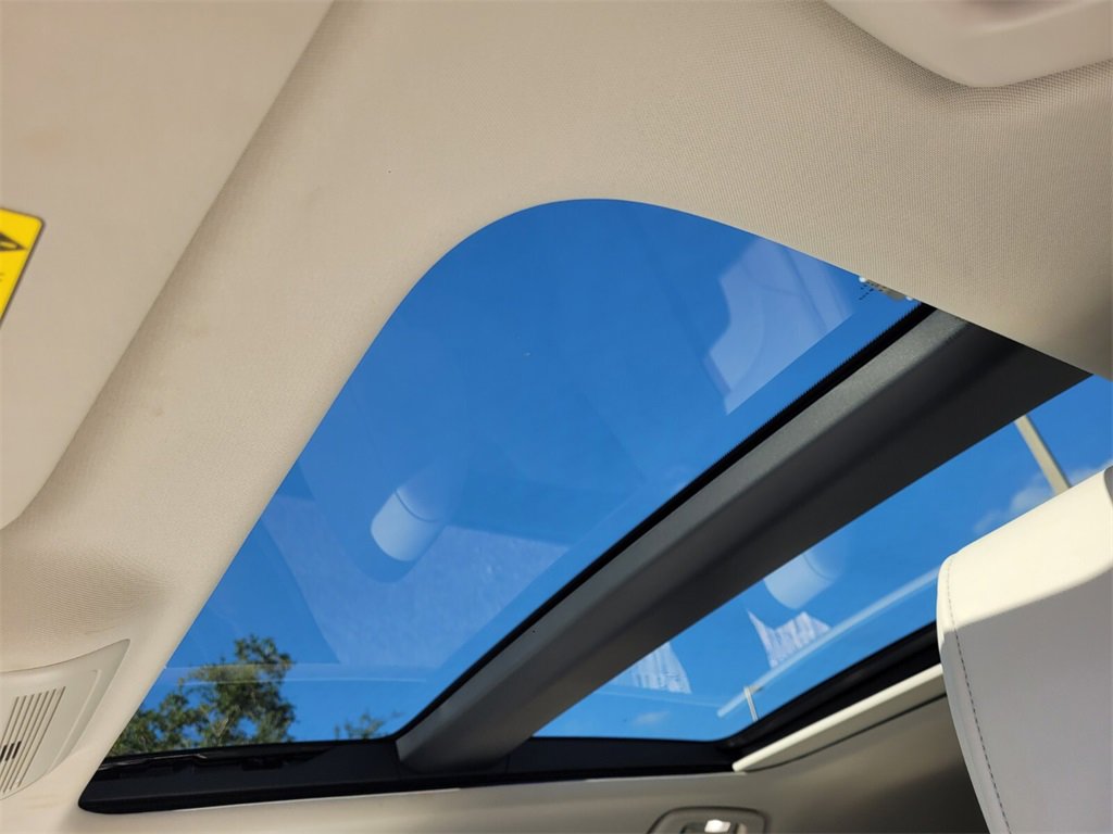 Certified 2025 MAZDA CX-90 3.3 Turbo w/ Premium Plus Pkg image 5