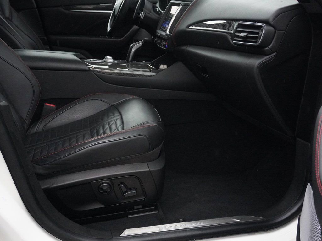 Used 2019 Maserati Levante GTS AWD/4WD image 29