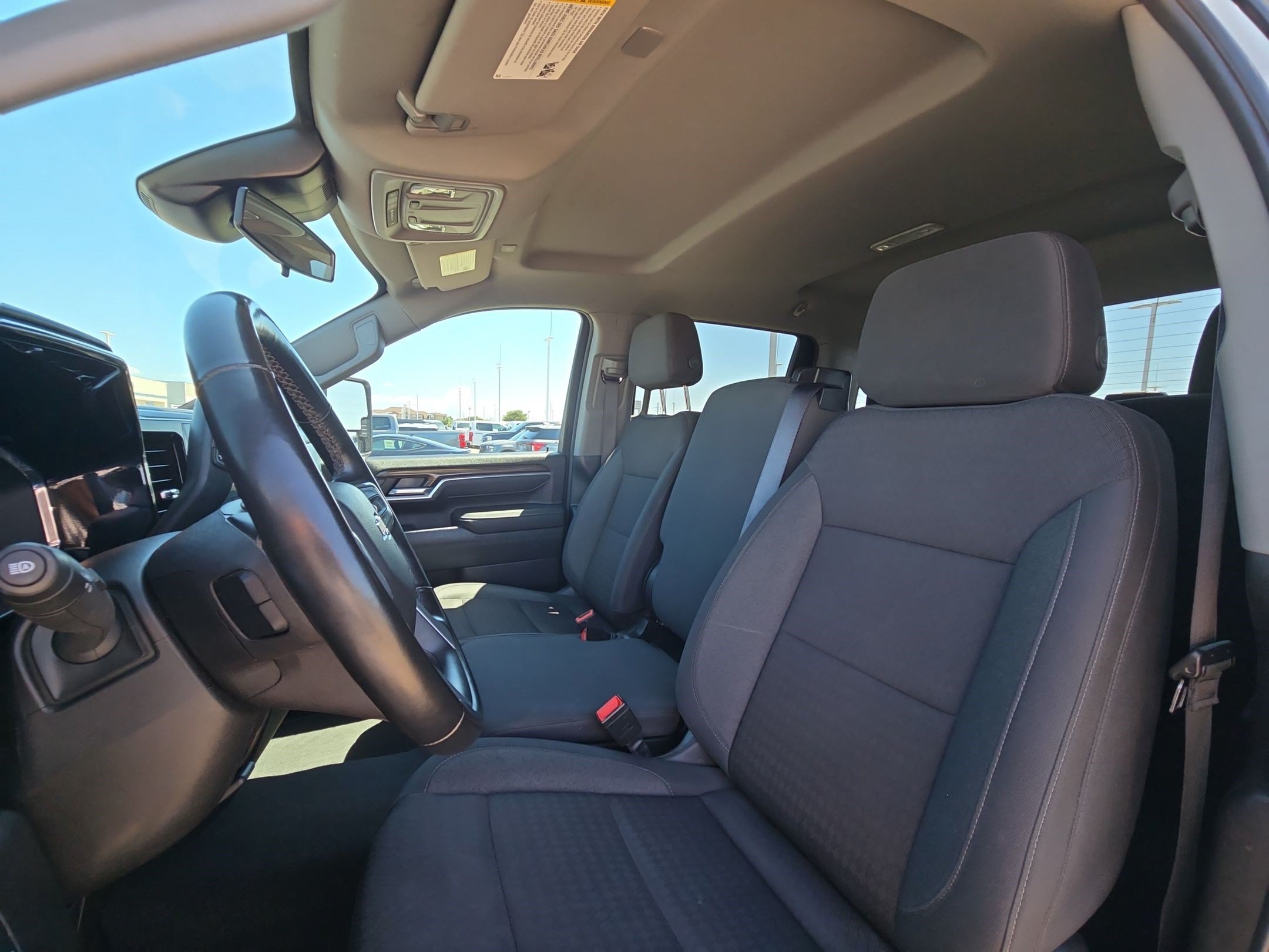 Used 2025 Chevrolet Silverado 2500 LT AWD/4WD image 16