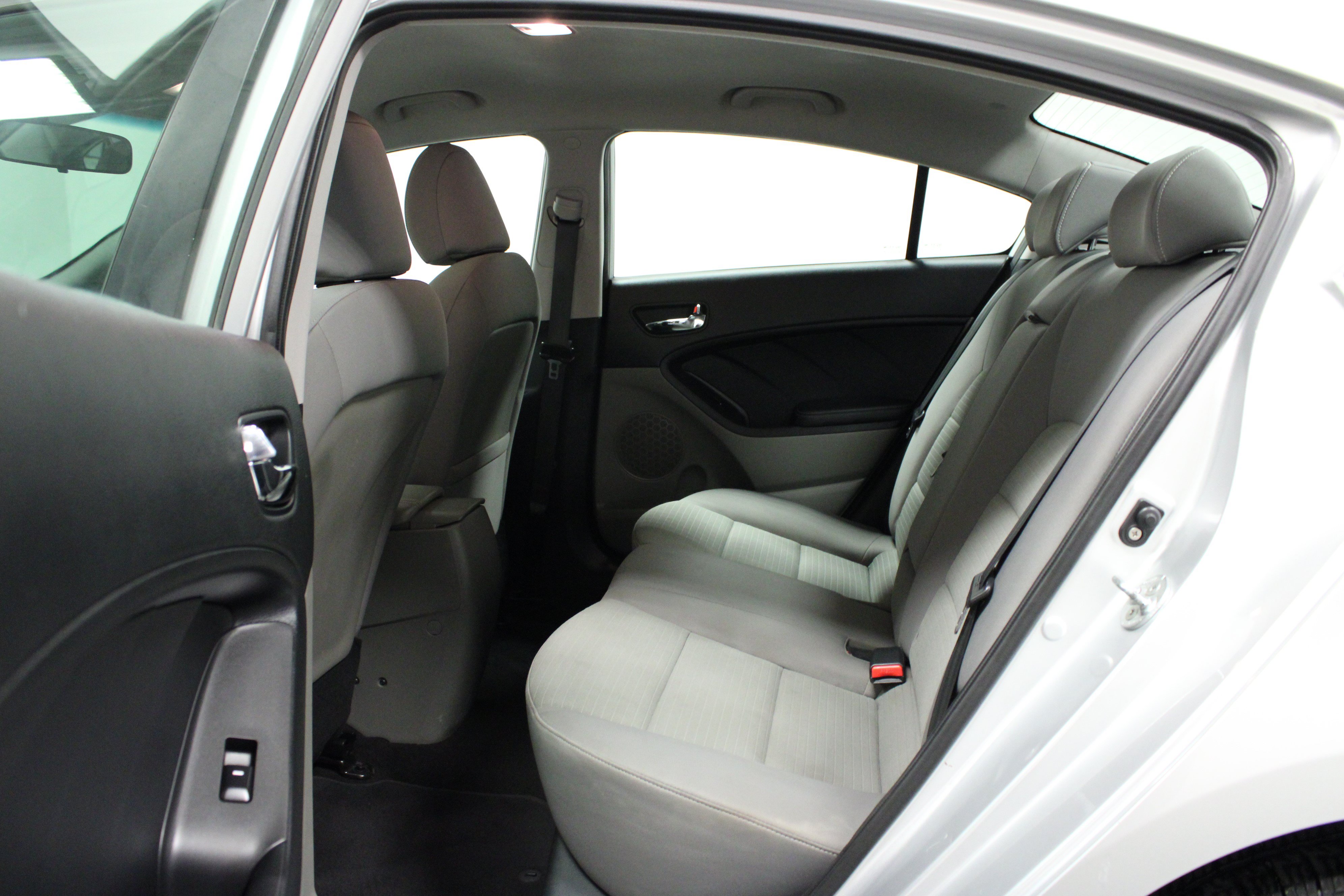 Used 2014 Kia Forte LX w/ Popular Package FWD image 13