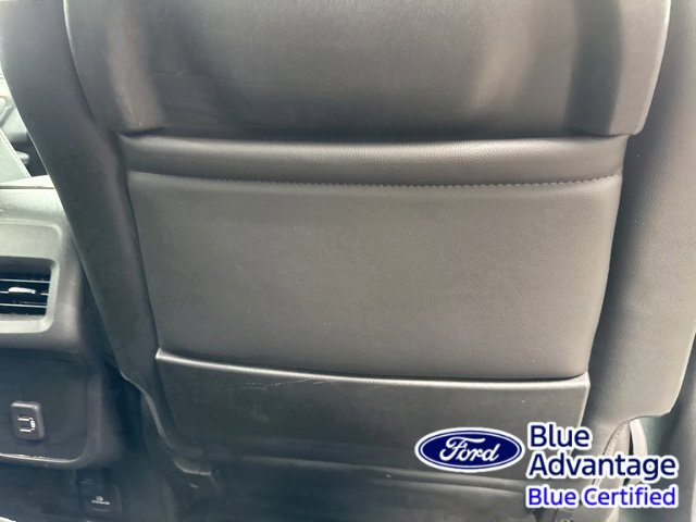 Used 2023 GMC Terrain SLT image 32