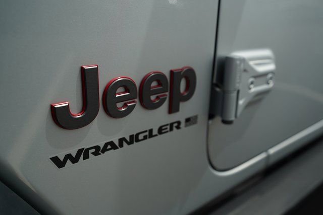 New 2024 Jeep Wrangler Unlimited Rubicon w/ Capability Package image 35