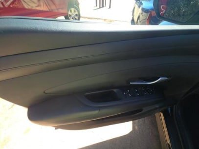 Used 2025 Hyundai Tucson SE FWD image 12