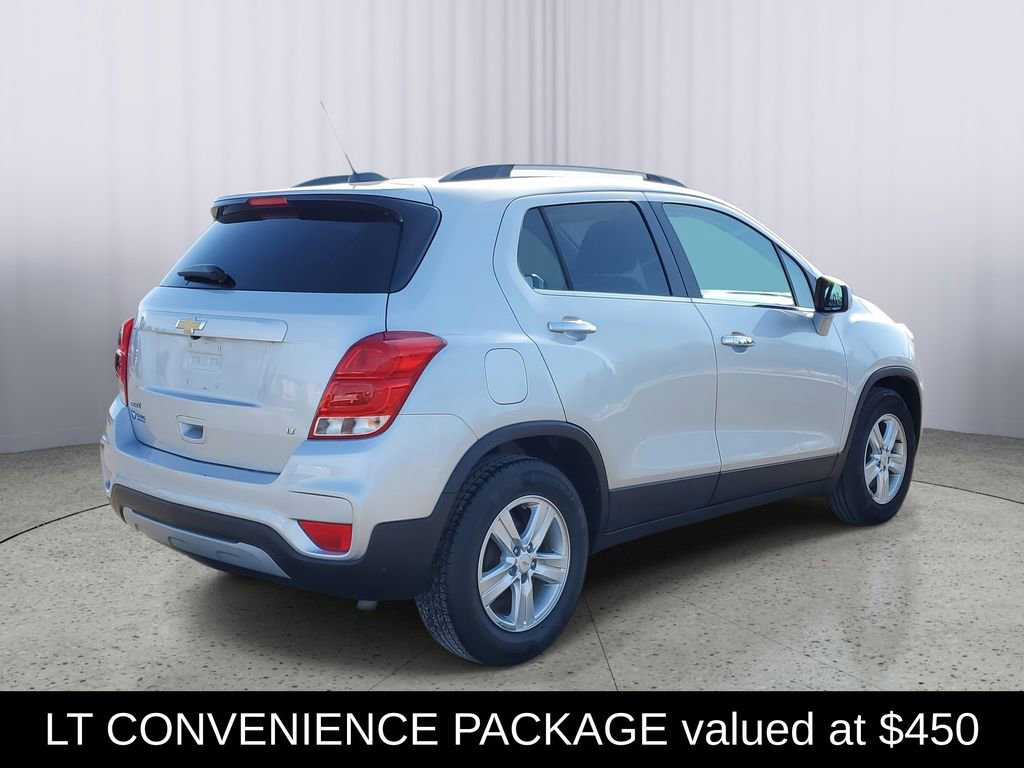 Used 2019 Chevrolet Trax LT w/ LT Convenience Package image 3