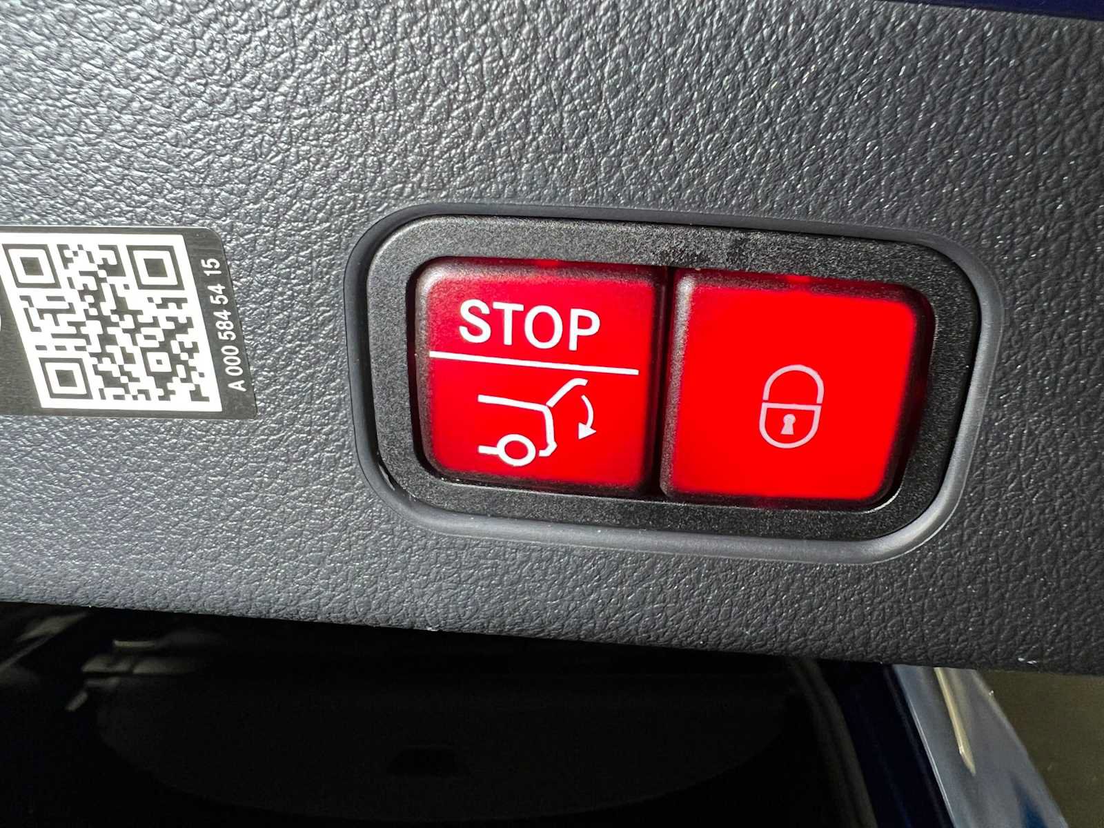 Certified 2026 Mercedes-Benz GLC 300 4MATIC image 17