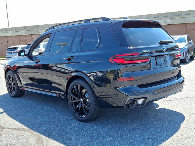 New 2026 BMW X7 xDrive40i w/ M Sport Package image 3