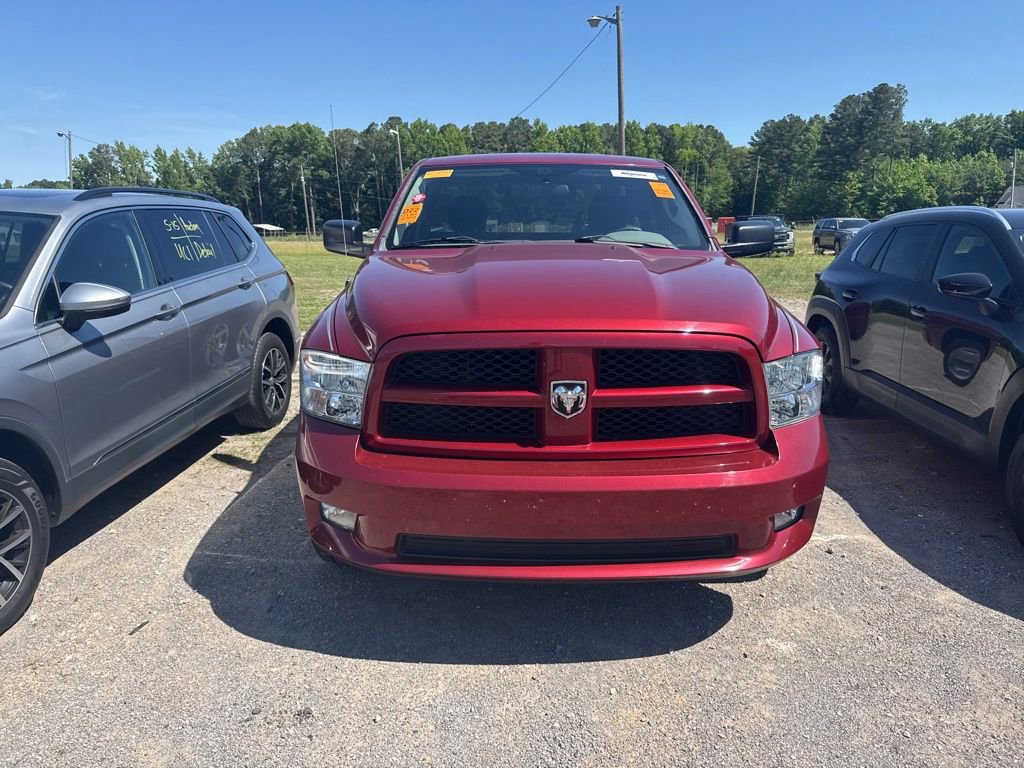 Used 2012 RAM 1500 Express RWD image 2