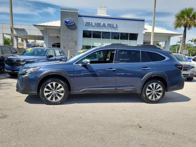 Used 2023 Subaru Outback Touring XT AWD/4WD image 2