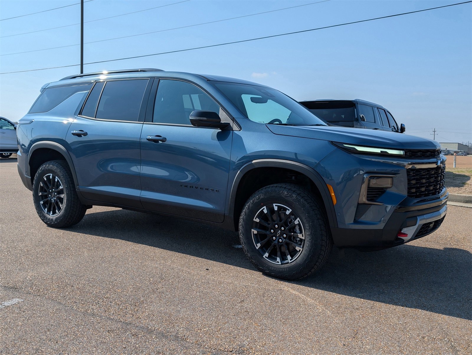 New 2026 Chevrolet Traverse Z71 w/ Enhanced Driving Package image 3