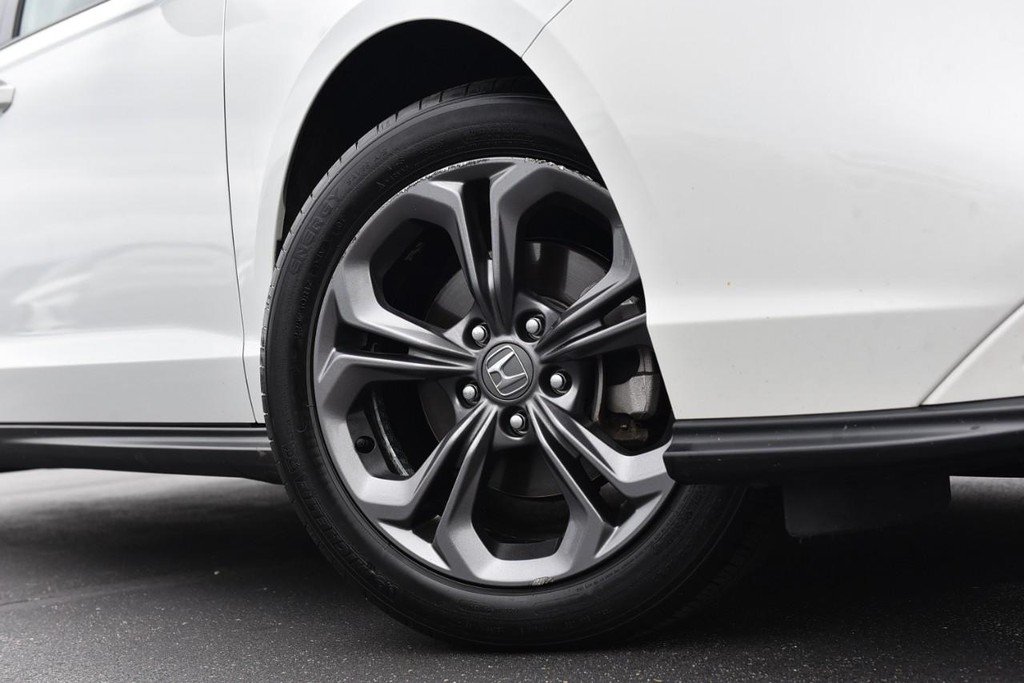 Certified 2023 Honda Accord EX image 3